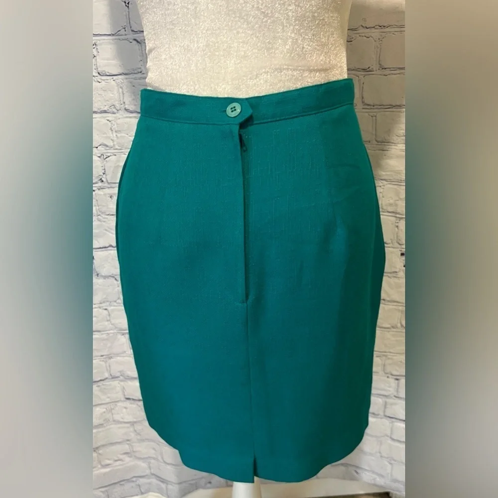 Vintage Sassoon Teal Skirt Suit With Gold Tone Buttons 2 Pcs Set Size 8 - Picture 9 of 13